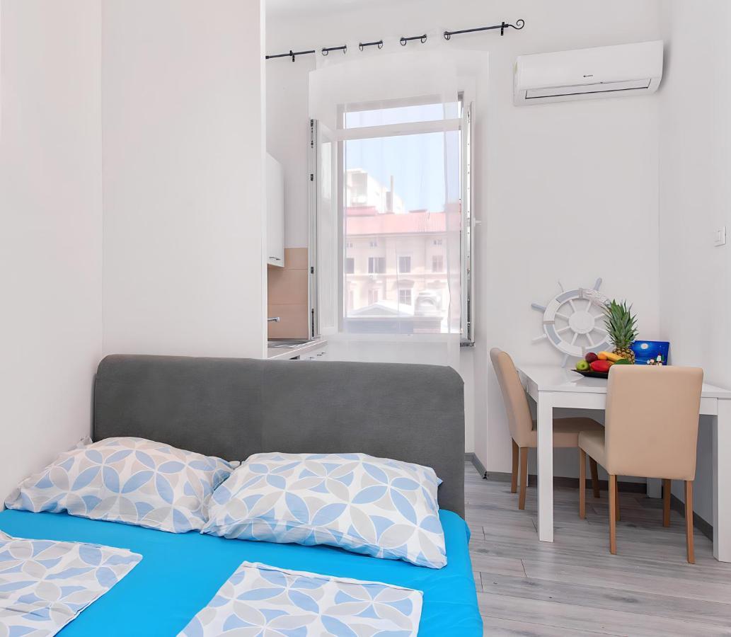 City Studio Market 5 - Rijeka Rent Kültér fotó